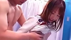 マジックミラー号 1分間で1万円！チキチキ指入れ痴●で声我慢チャレンジ！凄テクAV男優の妙技で全身をまさぐり失禁、痙攣、大絶頂！ IN船橋 素人娘5名収録 タイトル画像