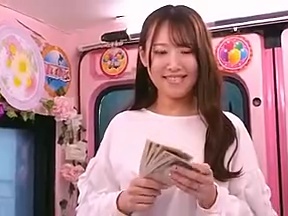 マジックミラー便 全員38歳over！年齢を感じさせない美しい人妻さん 初めての公開ディープキス編 vol.12 顔出し解禁！ 7人全員SEXスペシャル！若い男子との濃厚接吻で久しぶりに熱くトロけてしまったオマ○コは青年の硬いデカチ○ポが欲しくてたまらない！ タイトル画像